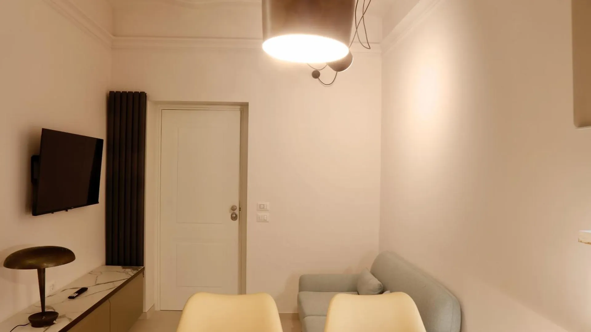 Konukevi Domus Maxima - Rome Suite & Rooms